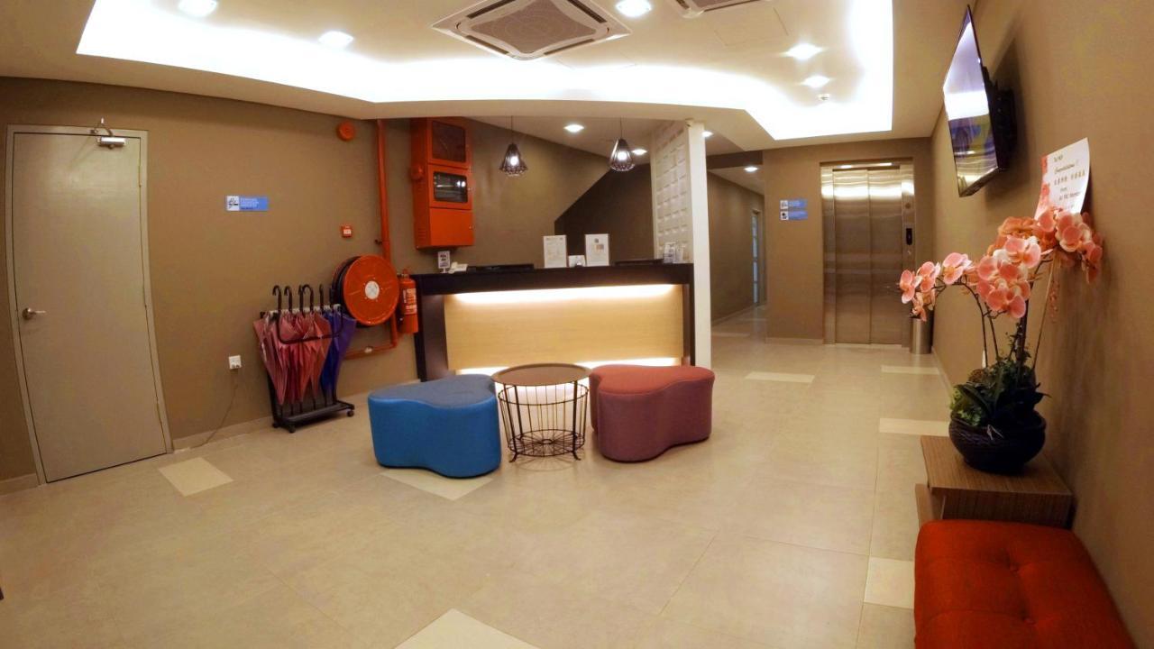 U设计酒店 瓜拉立卑 外观 照片